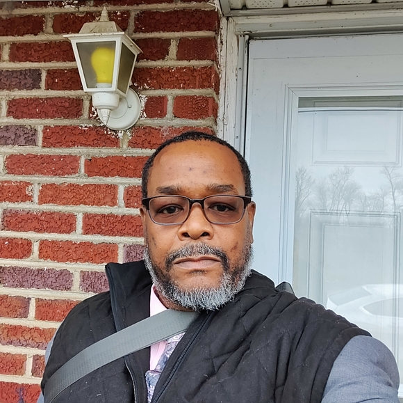 Meet your Posher, Russhon - Picture 2 of 2